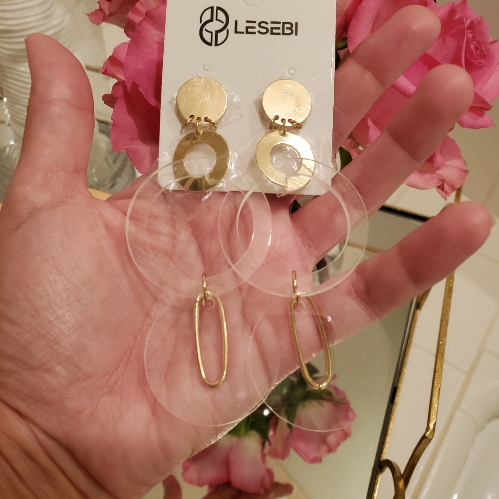 NWT Statement Clear & Gold Earrings
